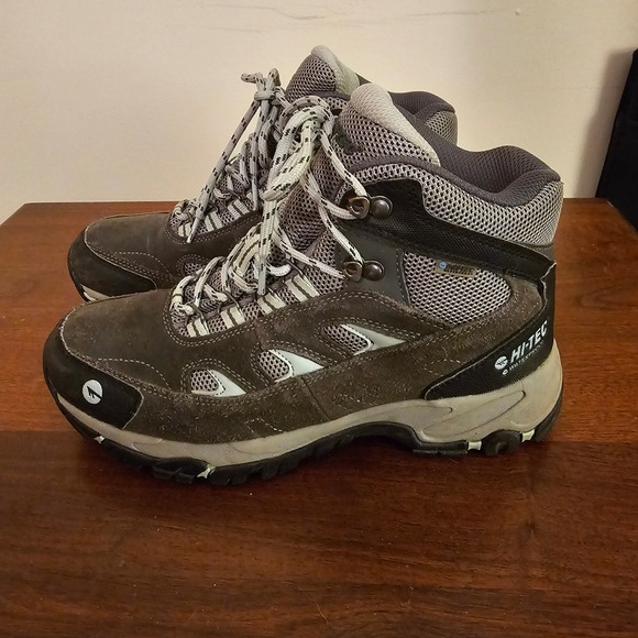 Hi-Tec Shoes - Hi-Tec Womens 7.5 Waterproof Hiking Boots Brown Grey Suede Trail Shoes 22052